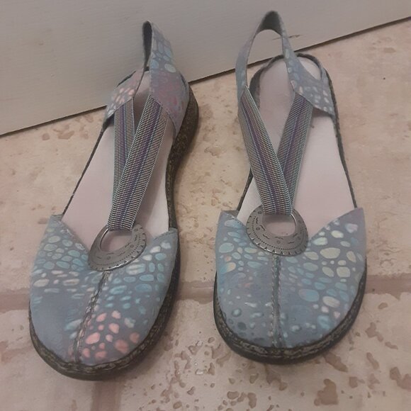 Rieker Shoes - Picture 2 of 2